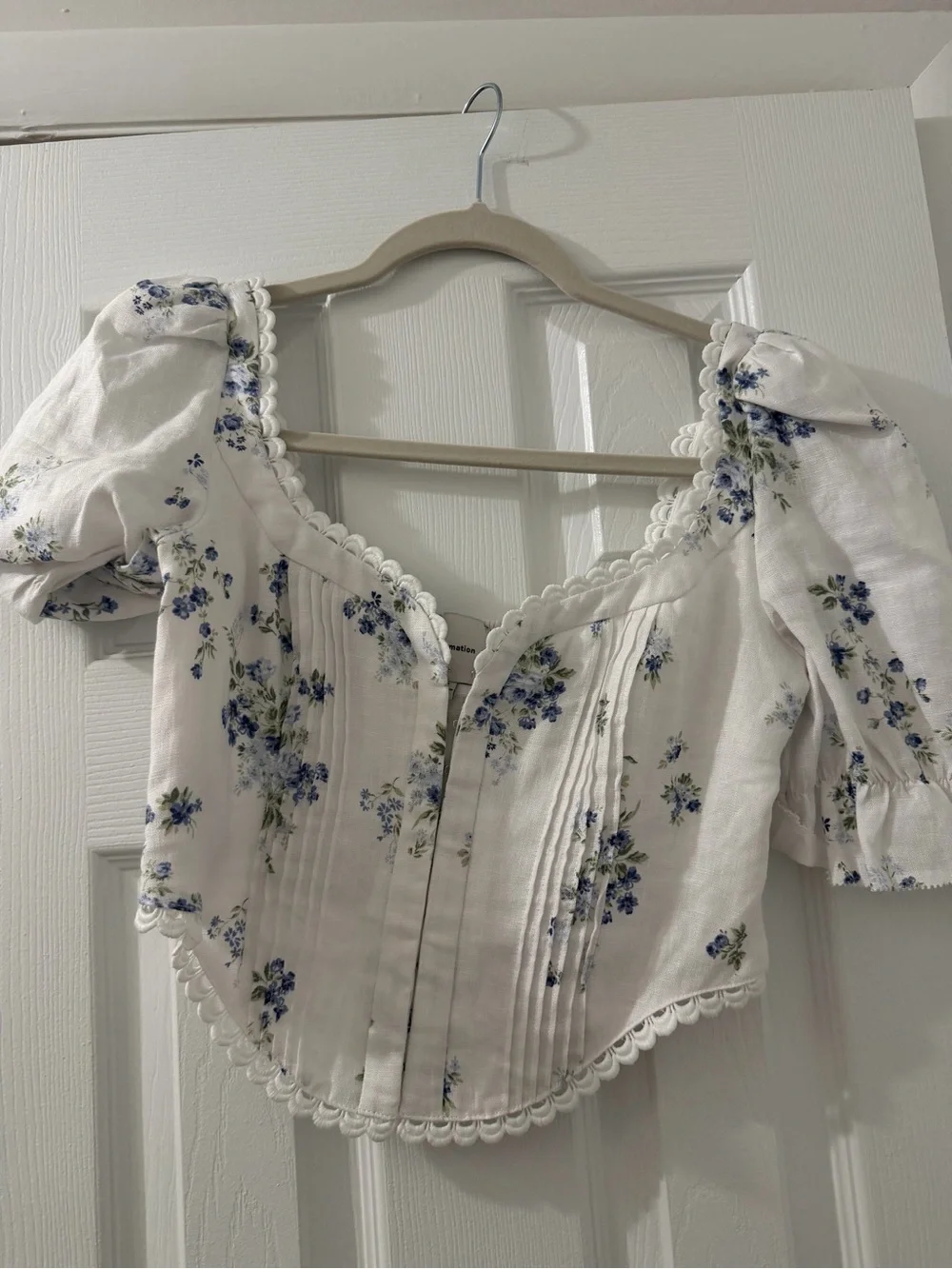 Reformation White Floral Square-Neck Puff Sleeve Crop Top its new